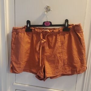 Loft Shorts